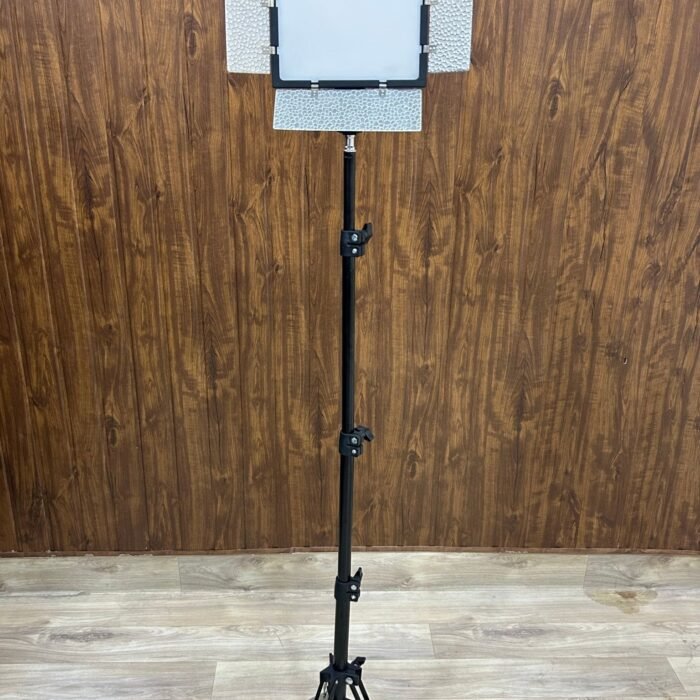 Ace Vanity OSAKA Camera Light 40W with Flaps for Artists